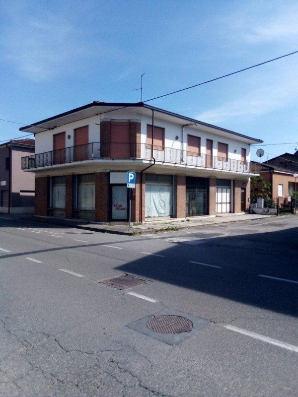 negozio in vendita a Zimella in zona Santo Stefano