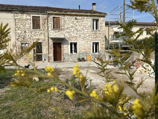 casa indipendente in vendita a Zimella in zona Santo Stefano