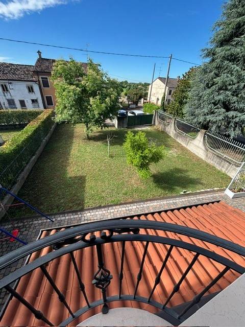 casa indipendente in vendita a Zimella in zona Santo Stefano
