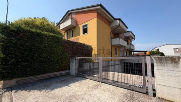 appartamento in vendita a Zimella in zona Santo Stefano