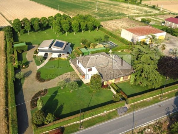 casa indipendente in vendita ad Agugliaro