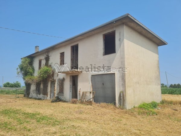 casa indipendente in vendita ad Agugliaro