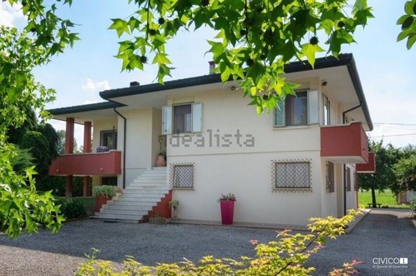 casa indipendente in vendita ad Agugliaro
