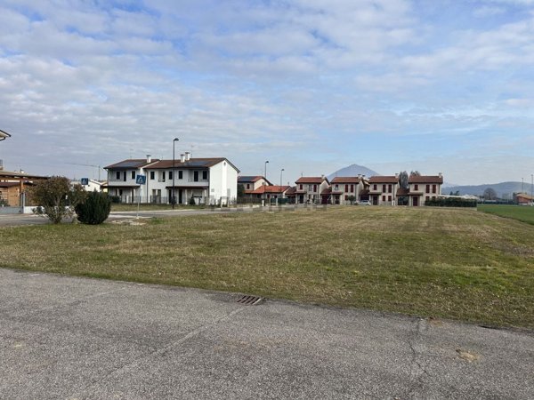terreno in vendita ad Albettone