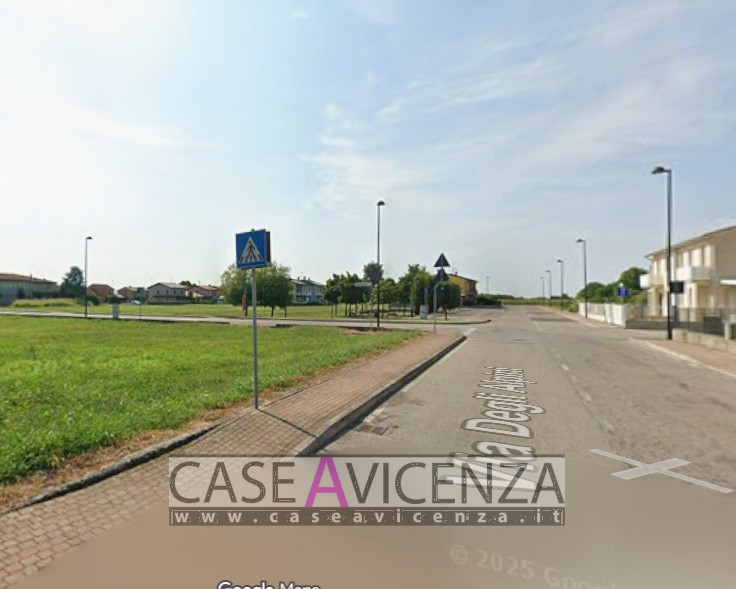 ufficio in vendita ad Albettone in zona Lovertino