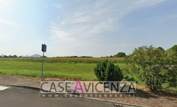 ufficio in vendita ad Albettone in zona Lovertino
