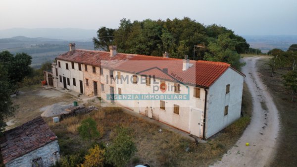 casa indipendente in vendita ad Albettone in zona Lovertino