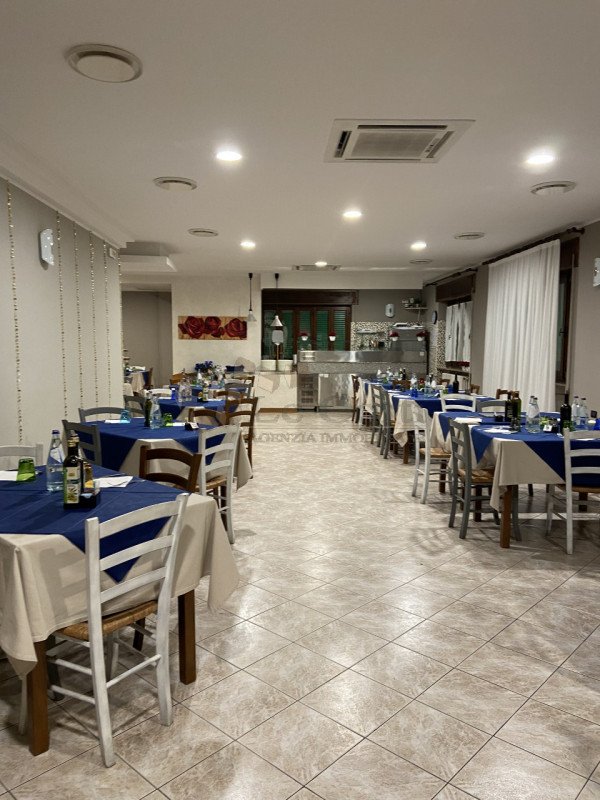 negozio in vendita ad Alonte