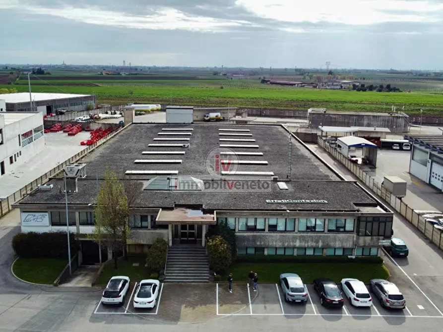locale commerciale in vendita ad Alonte