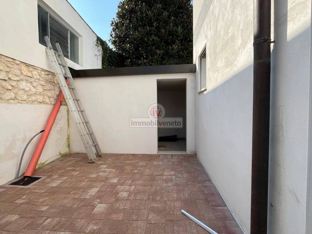 casa indipendente in vendita ad Alonte