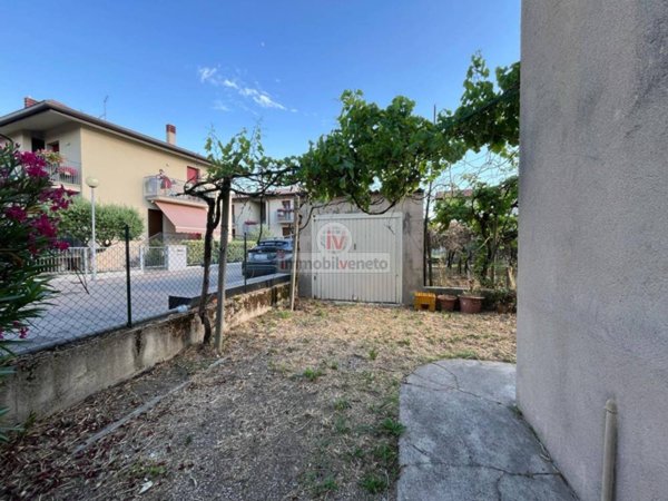 casa indipendente in vendita ad Alonte