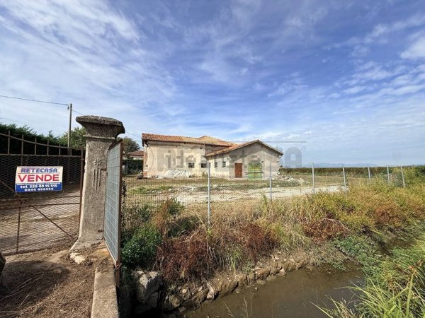 casa indipendente in vendita ad Alonte
