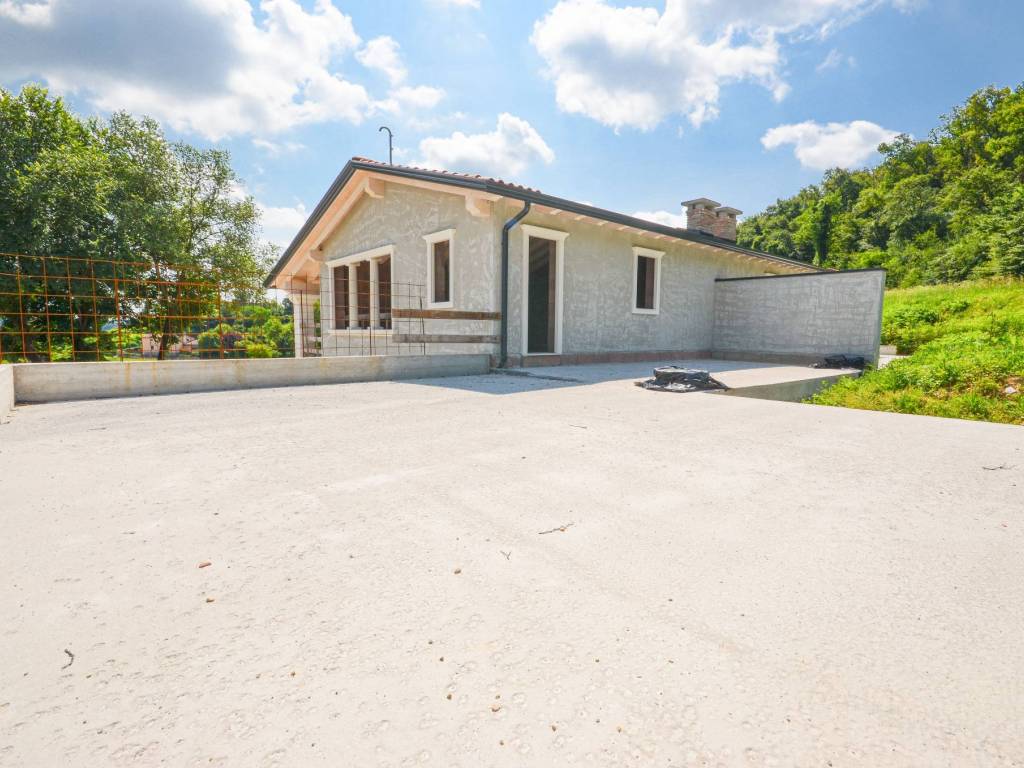 casa indipendente in vendita ad Altavilla Vicentina