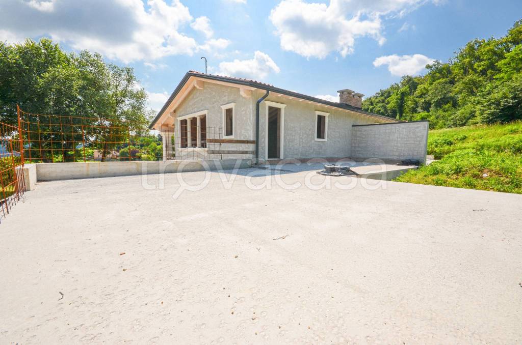 casa indipendente in vendita ad Altavilla Vicentina