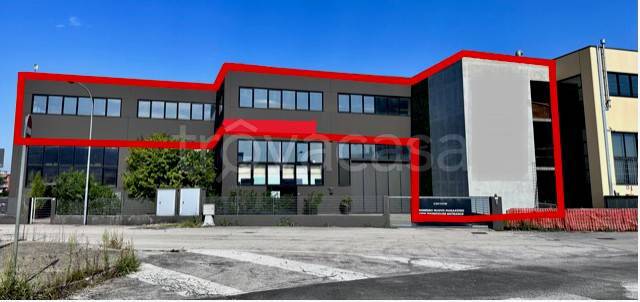 locale commerciale in vendita ad Altavilla Vicentina