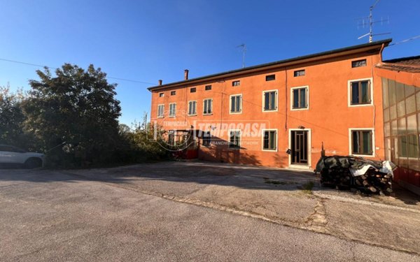 casa indipendente in vendita ad Altavilla Vicentina