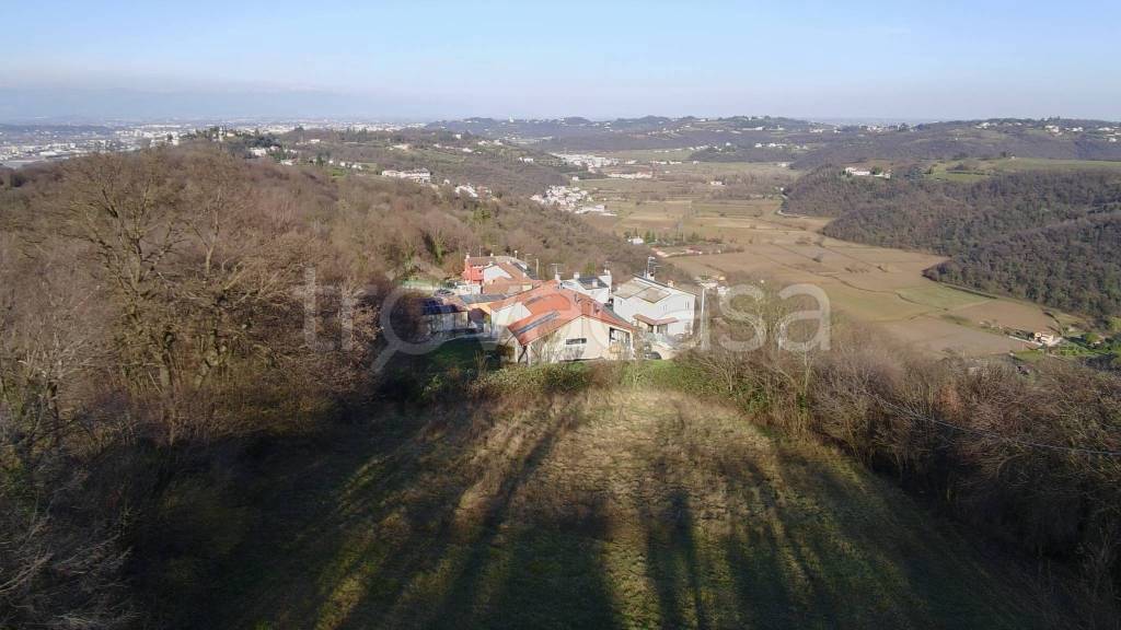 terreno edificabile in vendita ad Altavilla Vicentina in zona Valmarana