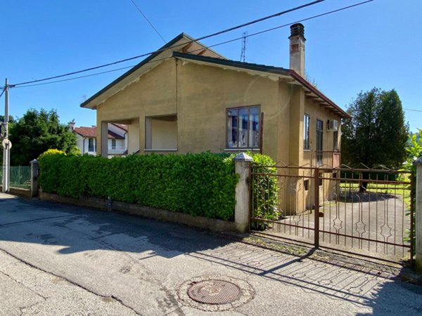casa indipendente in vendita ad Altavilla Vicentina