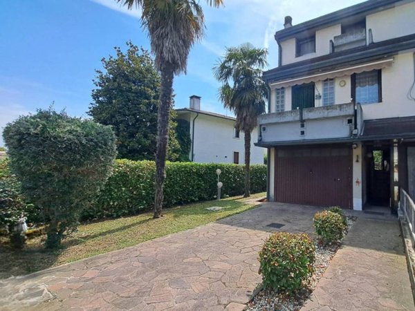 casa indipendente in vendita ad Altavilla Vicentina