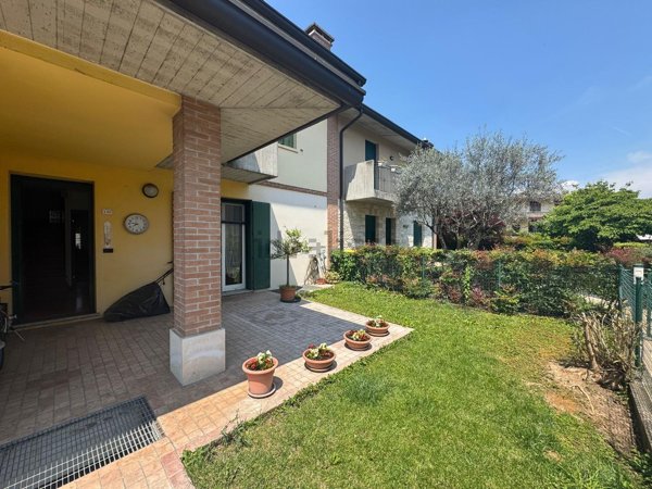 casa indipendente in vendita ad Altavilla Vicentina