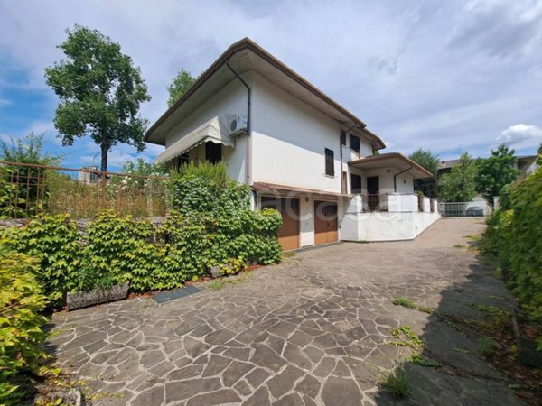 casa indipendente in vendita ad Altavilla Vicentina