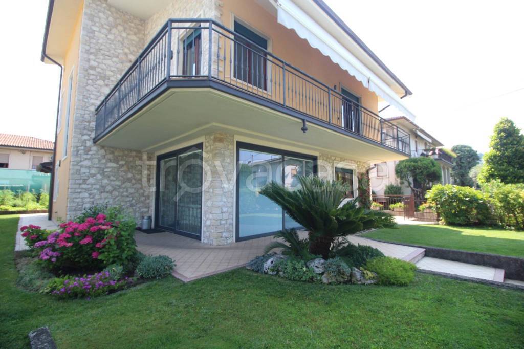 casa indipendente in vendita ad Altavilla Vicentina
