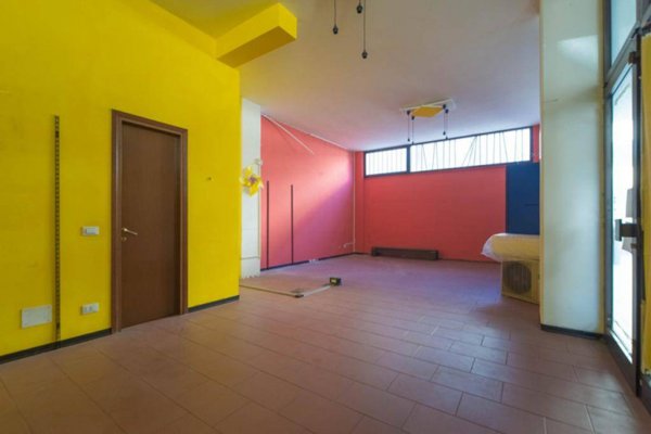 negozio in vendita ad Altavilla Vicentina