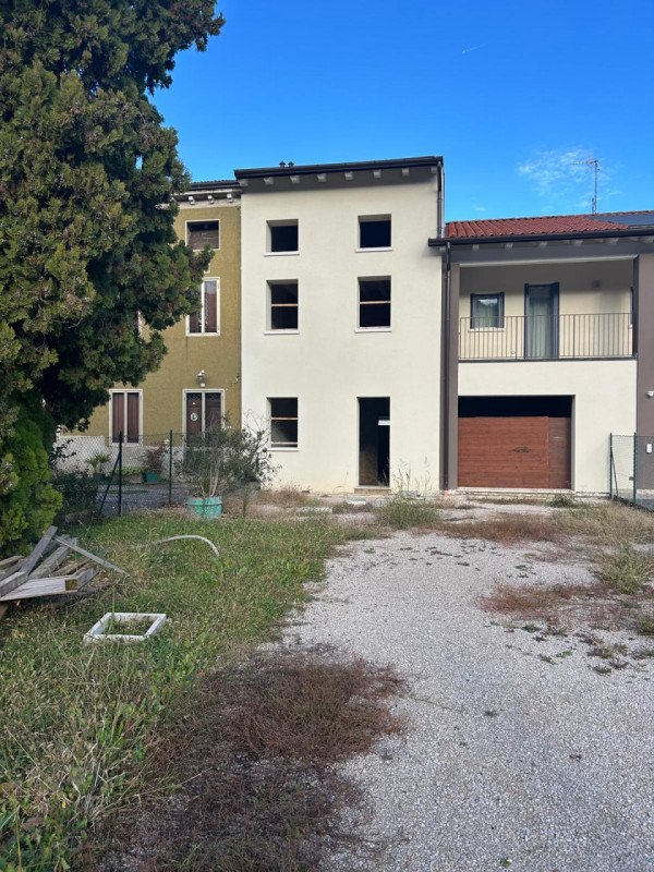 casa indipendente in vendita ad Altavilla Vicentina