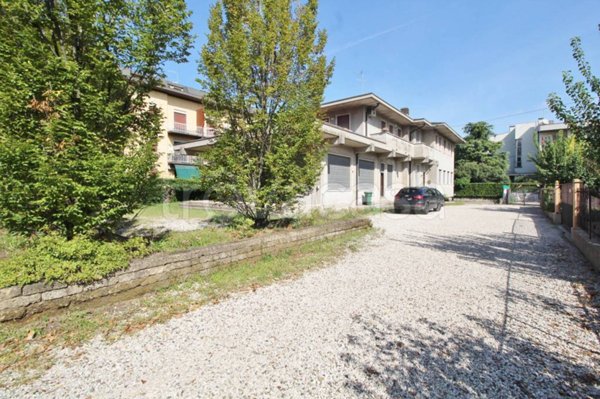 locale commerciale in vendita ad Altavilla Vicentina