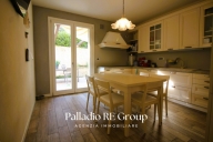 casa indipendente in vendita ad Altavilla Vicentina in zona Valmarana