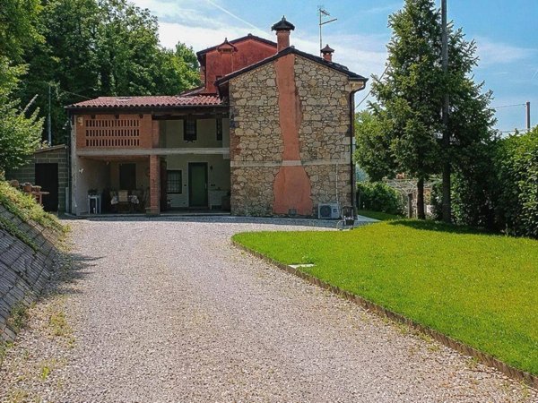 casa indipendente in vendita ad Altavilla Vicentina