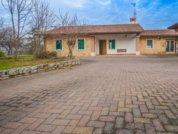 casa indipendente in vendita ad Altavilla Vicentina