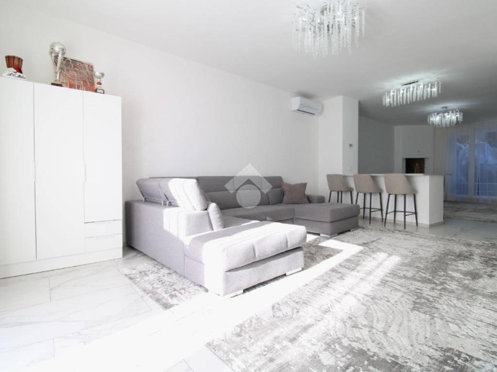 casa indipendente in vendita ad Altavilla Vicentina