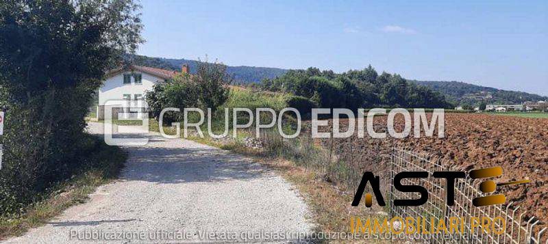 terreno edificabile in vendita ad Altavilla Vicentina