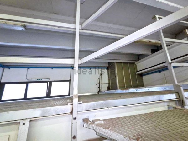 capannone in vendita ad Altavilla Vicentina