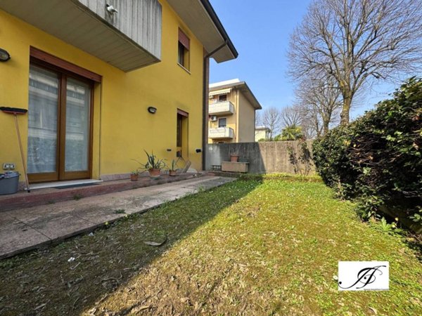 appartamento in vendita ad Altavilla Vicentina in zona Tavernelle