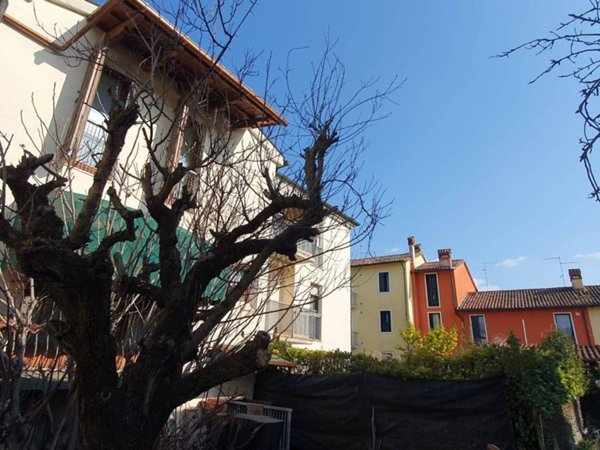 casa indipendente in vendita ad Altavilla Vicentina in zona Tavernelle