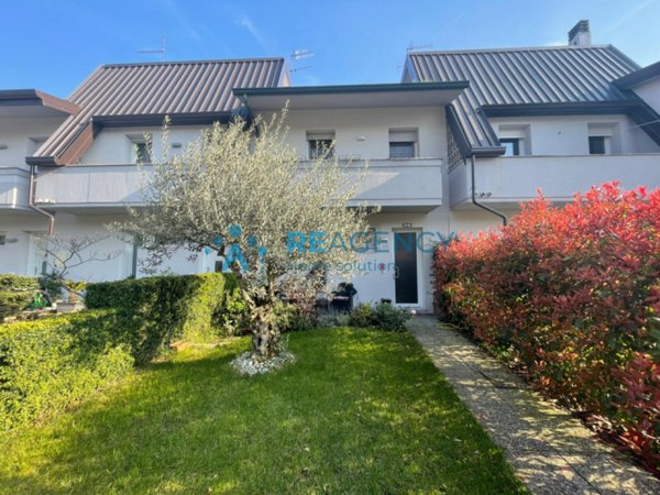 casa indipendente in vendita ad Altavilla Vicentina