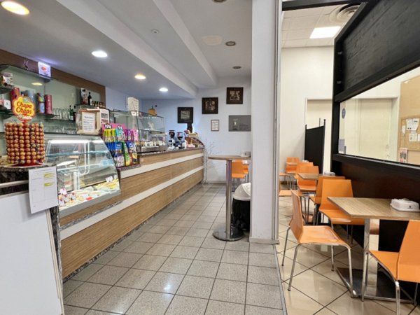 negozio in vendita ad Altavilla Vicentina