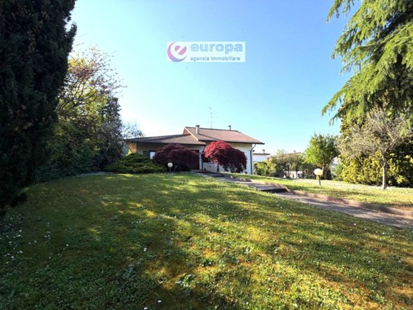 casa indipendente in vendita ad Altavilla Vicentina in zona Sant' Agostino