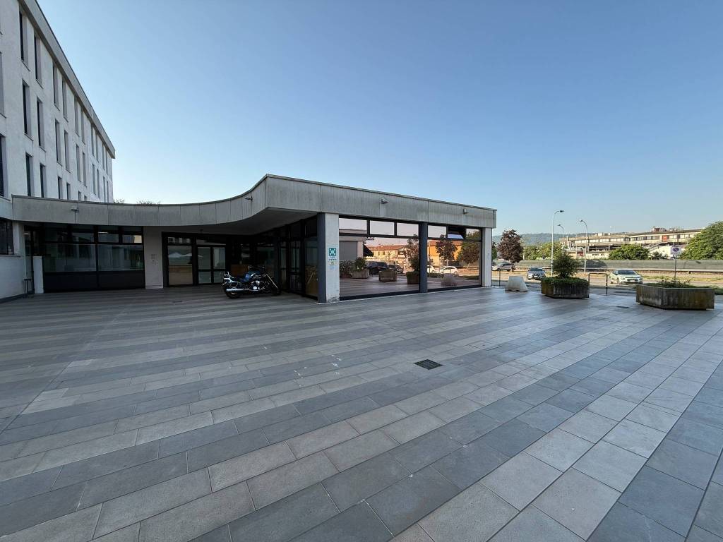 negozio in vendita ad Altavilla Vicentina