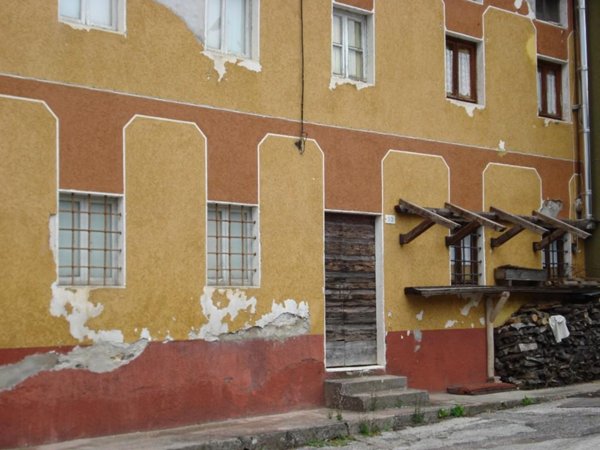 casa indipendente in vendita ad Altissimo in zona Campanella