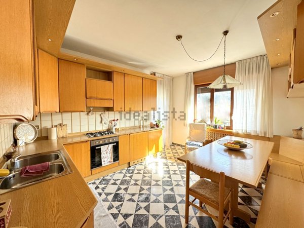 casa indipendente in vendita ad Altissimo in zona Molino