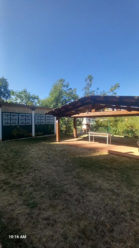 casa indipendente in vendita ad Altissimo in zona Campanella