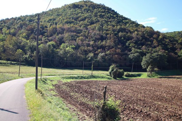 terreno agricolo in vendita ad Arcugnano in zona Fimon