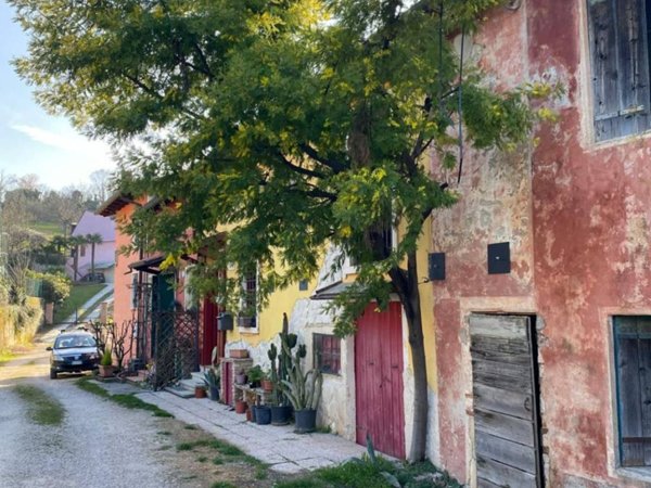 casa indipendente in vendita ad Arcugnano in zona Lapio