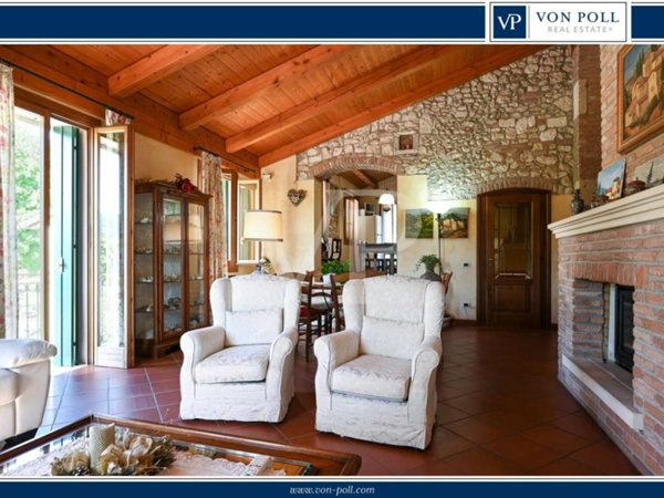 casa indipendente in vendita ad Arcugnano in zona Fimon