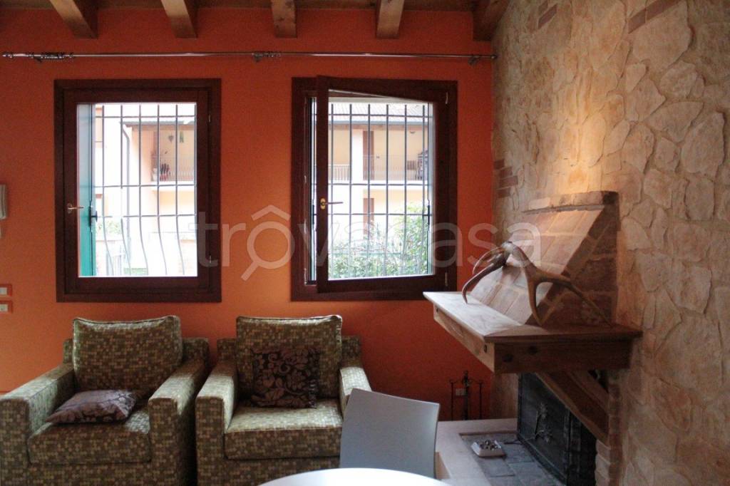 appartamento in vendita ad Arcugnano in zona Fimon
