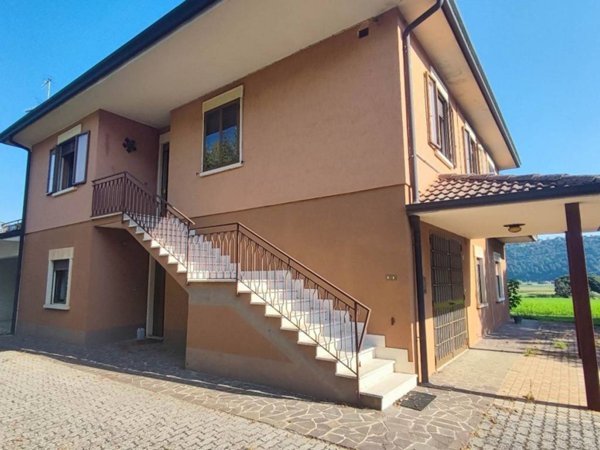 casa indipendente in vendita ad Arcugnano in zona Pianezze