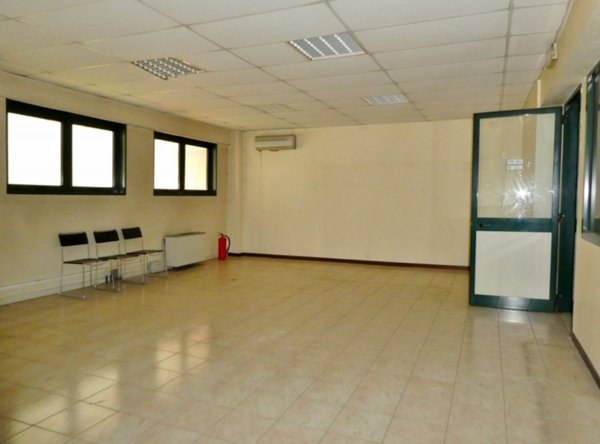 capannone in vendita ad Arcugnano